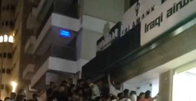 فوضى عراقية في بيروت.. احتجاج وتوتر أمني يعرقل العودة لبغداد