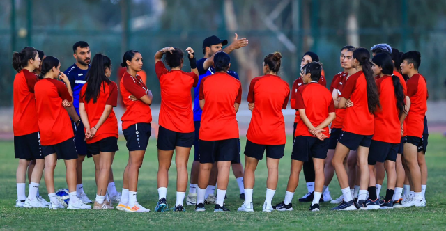 عشية المواجهة الكروية.. محترفات من أوروبا يلتحقن بمنتخب سيدات العراق