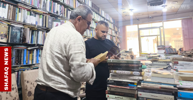 بكر لطيف.. من بائع كتب على الرصيف إلى حارس ذاكرة كركوك الثقافية (صور)