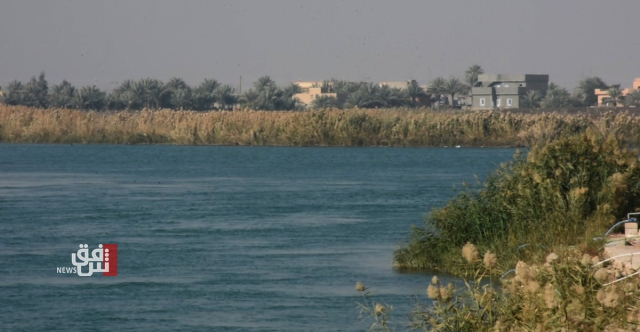 البصرة.. تجزئة مشروع تحلية المياه يفجر الجدل وتحذير من تجاهل حق الحياة