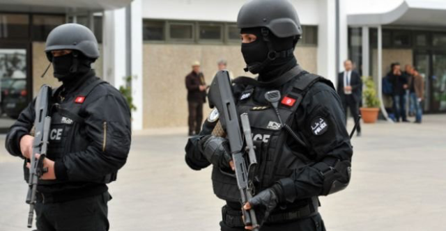 بسبب مشعوذ وكنز وهمي.. تونسي يقتلع عيني زوجته بشوكة طعام