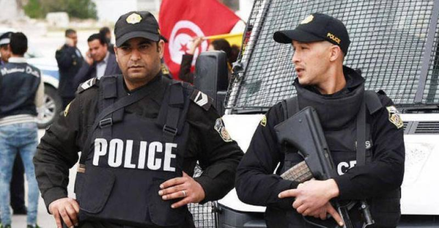 تونسي يقتلع عيني زوجته بشوكة طعام قرباناً لـكنز مفقود