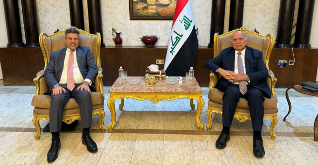 الخارجية العراقية تبحث مع واشنطن التحديات المالية وإدارة نفط كوردستان
