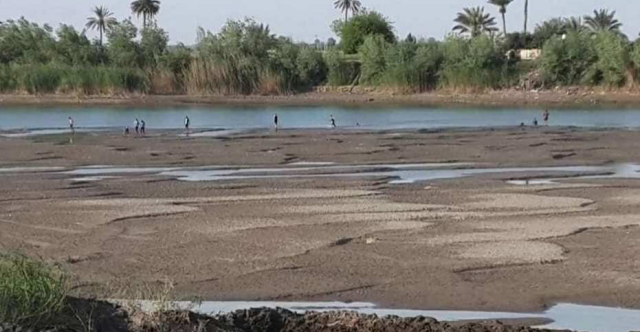 الزراعة: العراق تحول من مرحلة شحة المياه الى ندرتها