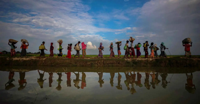 في مخيمات ببنغلاديش.. العنف الجنسي يطارد فتيات الروهينغا
