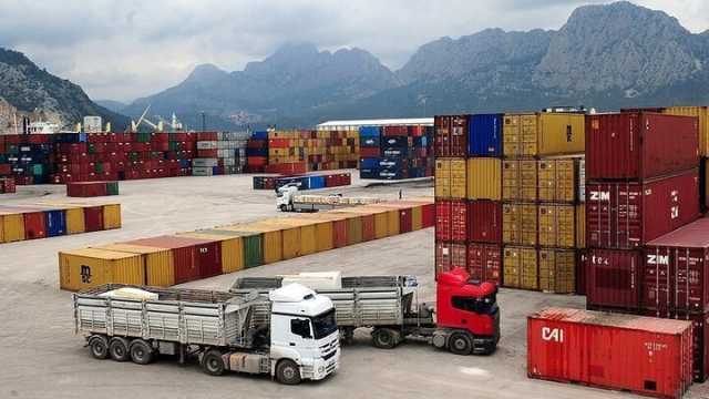 إيران تعلن تزايداً بنسبة 262% بالترانزيت الخارجي من معبر برويز خان إلى العراق