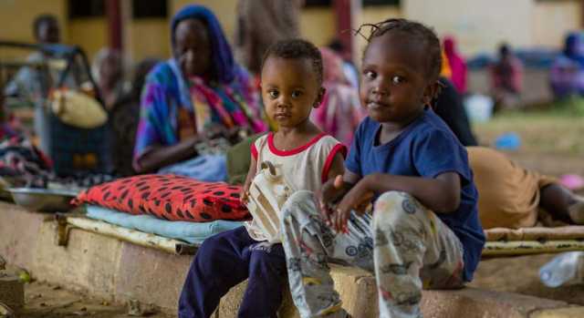 أزمة جديدة في السودان.. الجوع يرافق الحرب ويهدد عشرات النساء والأطفال
