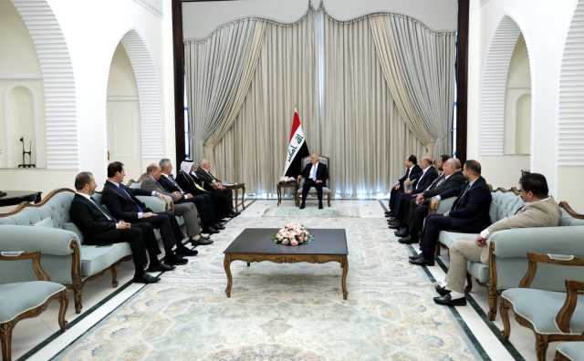 الرئيس العراقي يشدد على إيجاد معالجات لدفع رواتب موظفي الإقليم