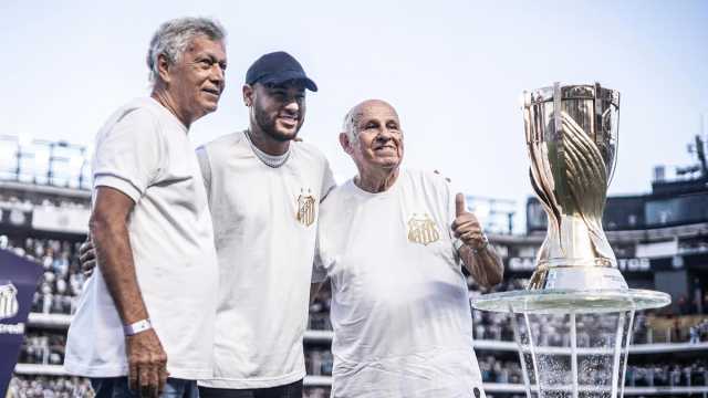 نيمار يكشف عن موعد رحيله من الهلال السعودي
