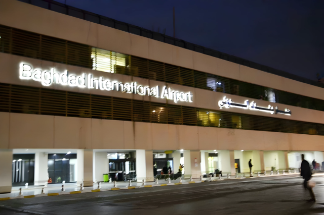 المطارات العراقية تمنع المسافرين من حمل باور بنك يتجاوز الـ100 واط