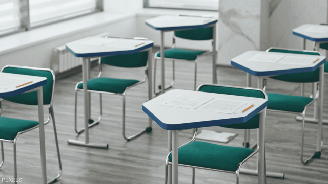 البكالوريا.. امتحان الإسلامية يربك طلبة الكويت وإغماءات بين طلاب سوريا بسبب الرياضيات
