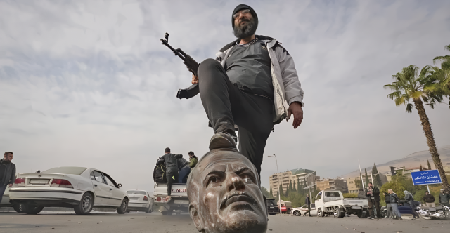 سقوط الأسد.. روسيا خارج المنطقة وإيران تضمّدجراحها وتركيا الفائز الأكبر