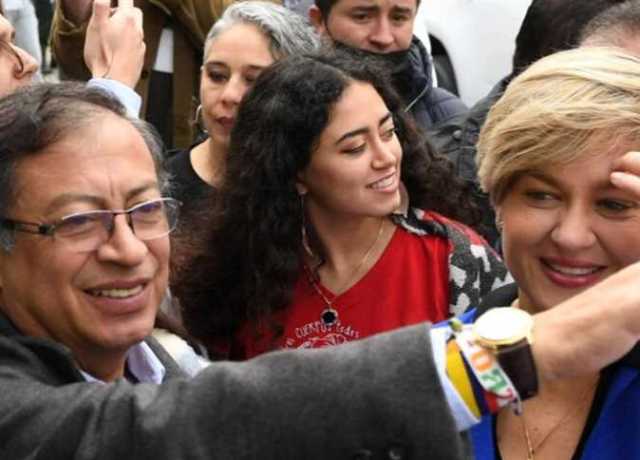 اعتقال نجل رئيس كولومبيا في تحقيقات بشأن غسيل أموال