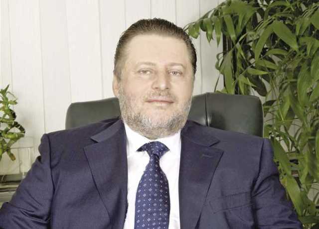 البنك المركزي يرفع أسعار الفائدة 1%