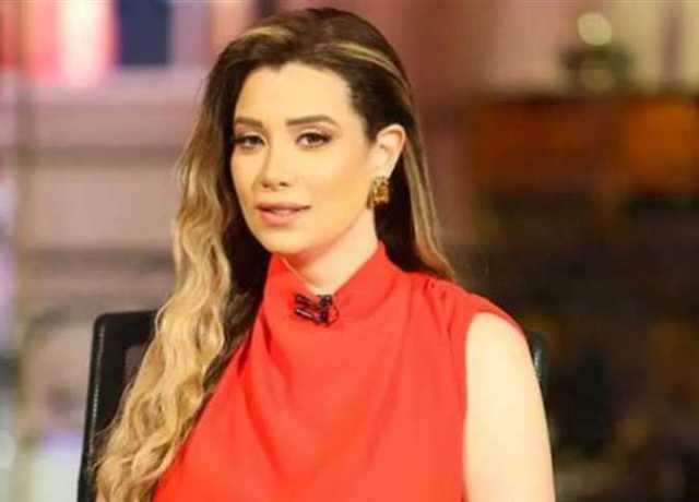 مروة صبري تهاجم عارفة عبدالرسول بسبب «زرار المنطلون»: «أحفادك يقولوا إيه؟» (فيديو)
