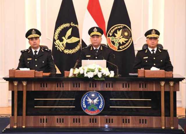 تقديم كلية الشرطة ٢٠٢٣ .. هل تُتاح للبنات بنفس الشروط والتخصصات؟