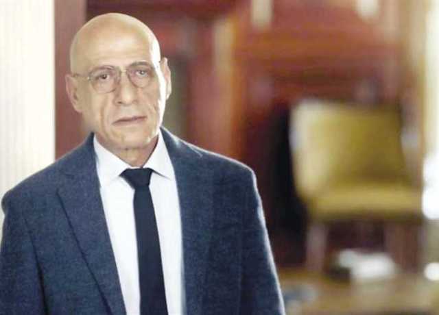 خلال حفل توقيع كتابه بـ«القومي للمسرح»..رشدي الشامي: أعتز جداً بكلمة «كومبارس» (فيديو)