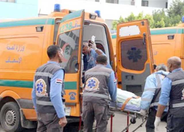 إصابة 5 أشخاص في انقلاب سيارة علي صحراوي أسوان