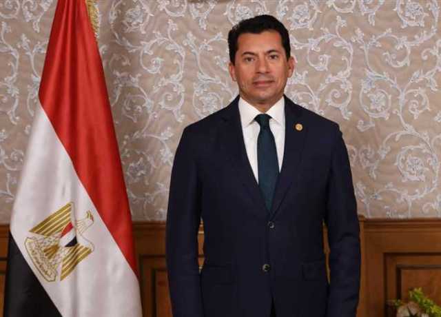 وزير الرياضة يُحفز ناشئين اليد قبيل مباراتهم اليوم مع إسبانيا في كأس العالم بكرواتيا