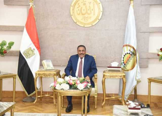 حملات بيئية على كورنيش مطروح للقضاء على التلوث السمعى من الميكروفونات