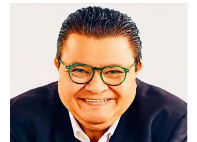 خالد جلال: «لو مثلت هقعد الفنانين في البيت»