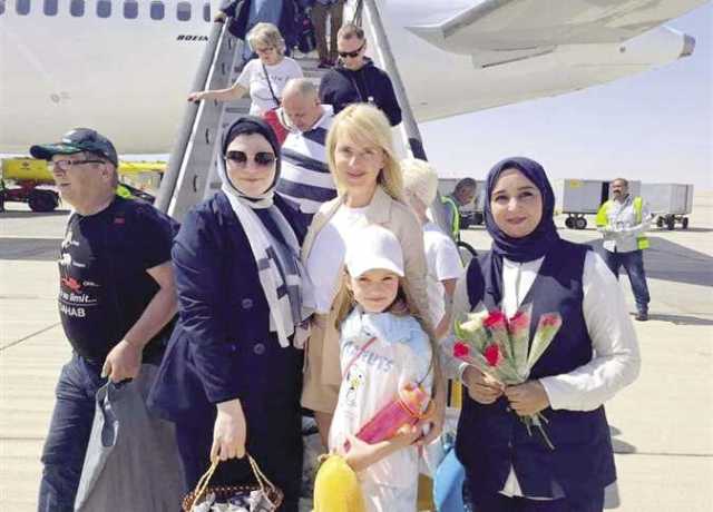 اليوم.. استقبال 161 رحلة طيران بمطاري الغردقة ومرسى علم