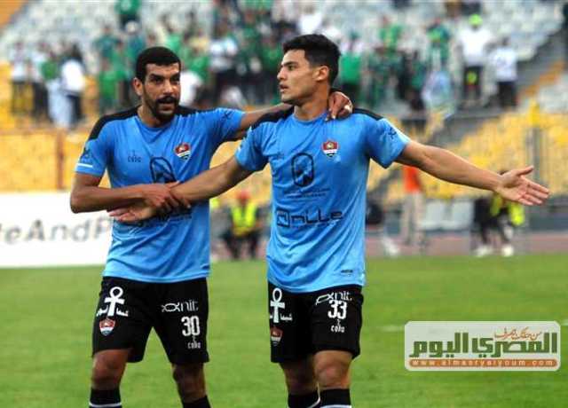 نجم غزل المحلة يوقع للمصري البورسعيدي