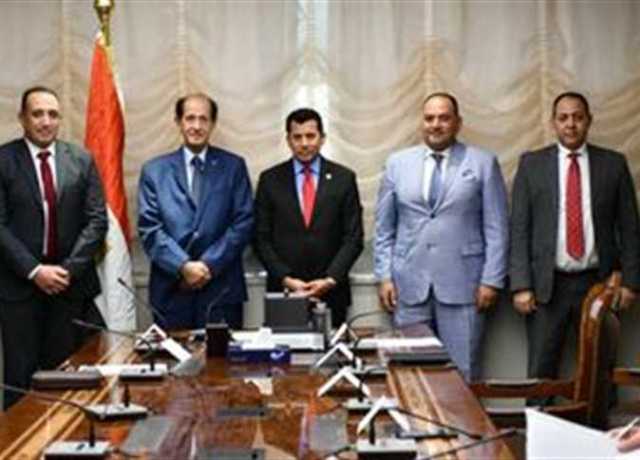 وزير الرياضة يشهد توقيع بروتوكول تعاون مع الجمعية المصرية للإصابات الرياضية