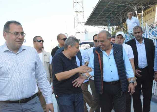 وزير قطاع الأعمال يحفز لاعبي المحلة قبل مواجهة البنك الأهلى ويتفقد أعمال تطوير الاستاد