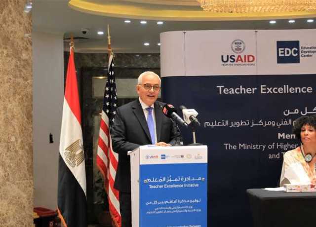 وزير التربية والتعليم يعلن نسب نجاح الشعب الثلاثة في نتيجة الثانوية العامة 2023