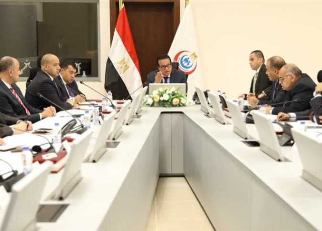 وزير الصحة: تشكيل لجنة تضم رؤساء القطاعات لدراسة احتياجات الأدوية والمستلزمات