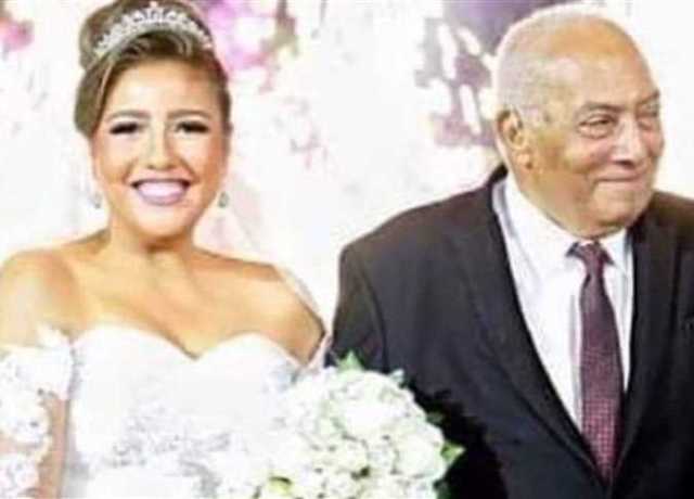 مي كساب بعد نقل والدها للمستشفى: «أبويا مريض وفي أمس الحاجه إلى الدعاء»