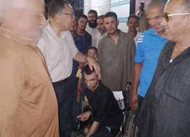 محافظ الشرقية يُفاجئ قرية الجراية.. ويُشارك المواطنين فرحة إنشاء متنزه بمدخل الزقازيق