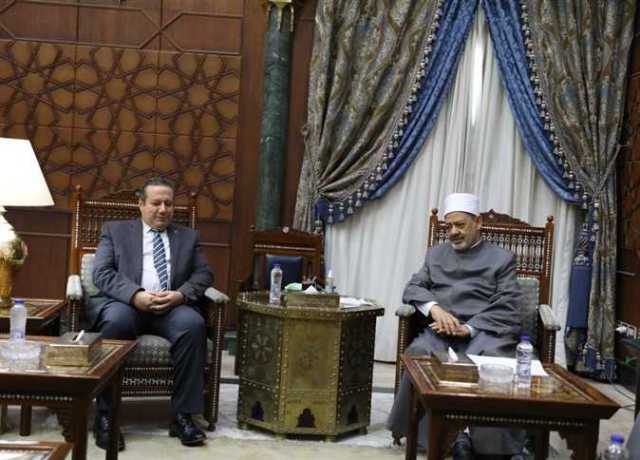 الطيب: يجب التيقظ لمحاولات تطبيع الأمراض المجتمعية والسلوكيات المنحرفة بالمناهج التعليمية