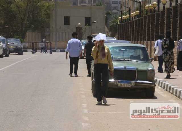 طبيب يقدم روشتة للوقاية من الإصابة بالأمراض المرتبطة بارتفاع درجات الحرارة