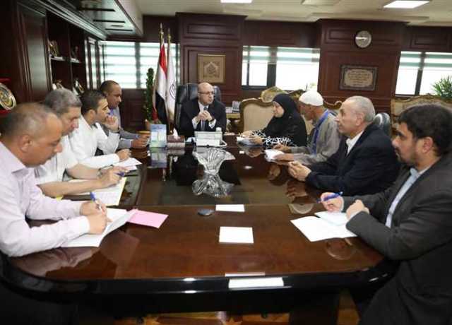 محافظ بني سويف يراجع استعدادات عقد امتحانات الدور الثاني لـ«الإعدادية»