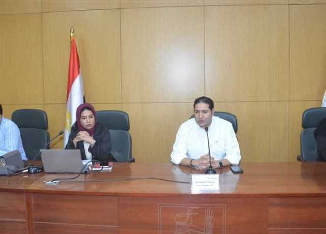 نائب محافظ بني سويف يفتتح دورة تدريب العاملين على تفعيل المنظومة الرقمية