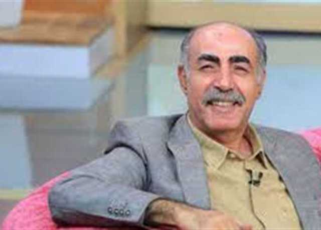الفنان محمد عبدالعظيم: «أول حب في حياتي ضحت بيا عشان عريس جاي من الخليج» (فيديو)