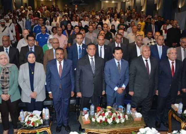 «آمنة» و«صبحي» يشهدان ختام البرنامج الرئاسي لأبناء المحافظات الحدودية