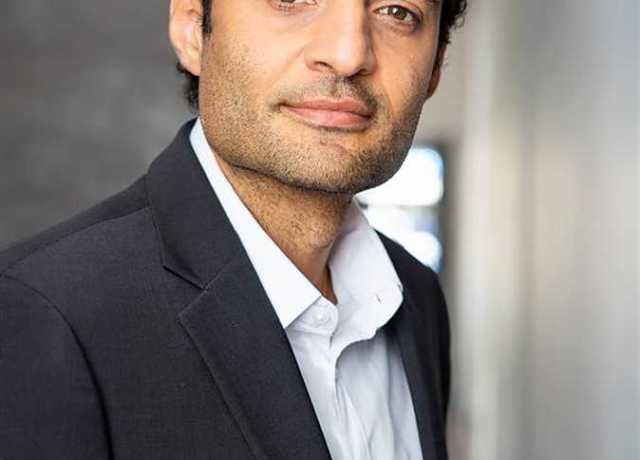 عمر الجمل ينضم لأبطال فيلم أصل الحكاية أمام خالد الصاوي وبيومي فؤاد