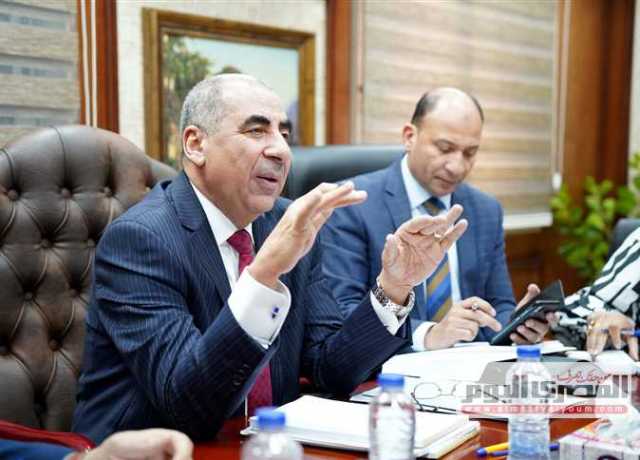 «الضرائب» تطالب الممولين بتحديث بياناتهم الأساسية على قواعد البيانات