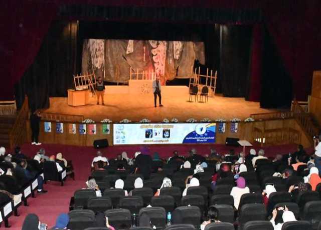 حفلًا فنياً في ختام اليوم الأول للمؤتمر السنوي للدرسات العليا بجامعة قناة السويس