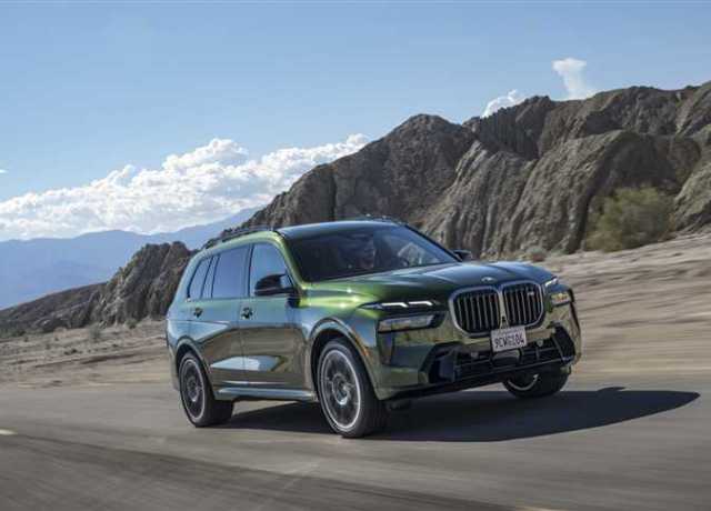BMW تقدم X7 الجديدة المجمعة محليا (السعر والتحديثات)