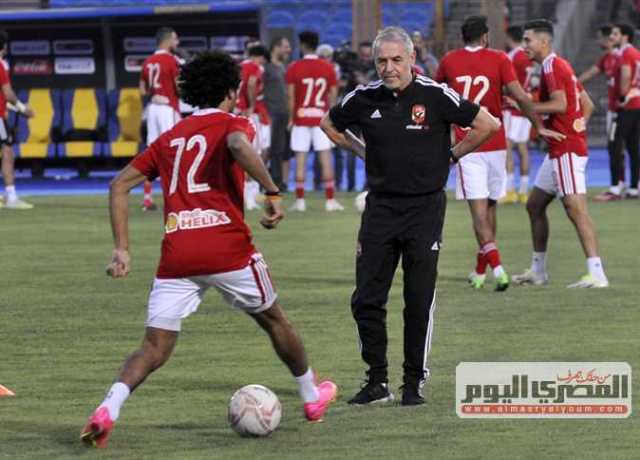 الأهلي يقترب من التجديد لخماسي الفريق.. وتحرك مبكر لحسم ملف عبدالمنعم