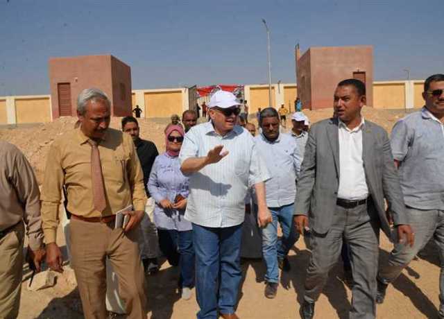 محافظ أسيوط يوجه مسئولي الكهرباء بمراعاة العدالة في تخفيف الأحمال