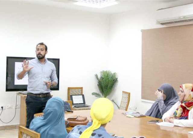 «تحديث الصناعة» ينظم تدريبًا للباحثين ورواد الأعمال في «القومى للبحوث»