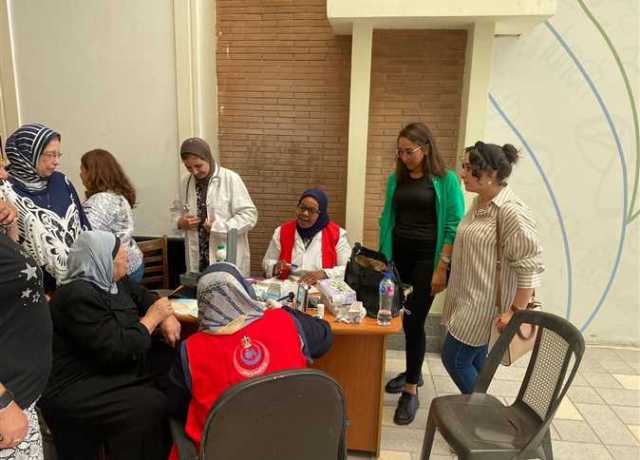 تقديم الخدمات الطبية لـ583 ألفًا و548 مواطنًا منذ انطلاق حملة «100 يوم صحة» بالإسكندرية