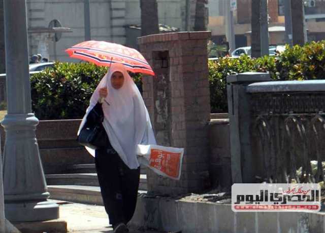 أحر من يوليو.. الموجة الحارة تعاود ضرب الإسكندرية (صور)