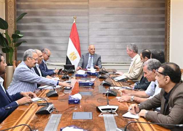 «الري»: التعاون مع إستراليا لتطوير المنشآت المائية أنظمة التحكم والقياس بمنظومة المياه