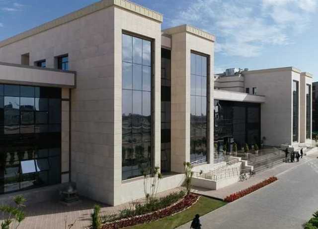 تنسيق الجامعات 2023.. تعرف على منح مدينة زويل لأوائل الثانوية العامة